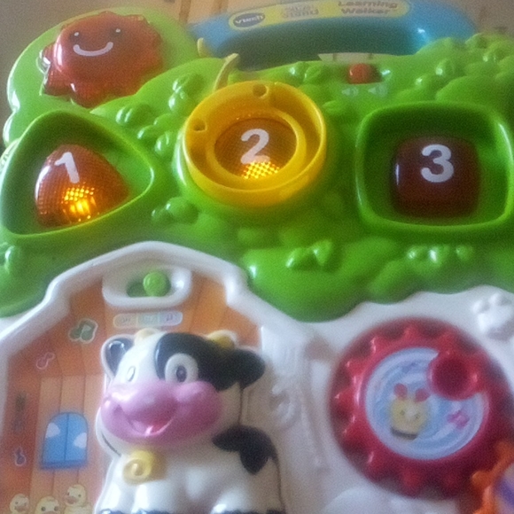 VTech box see video - Picture 2 of 5